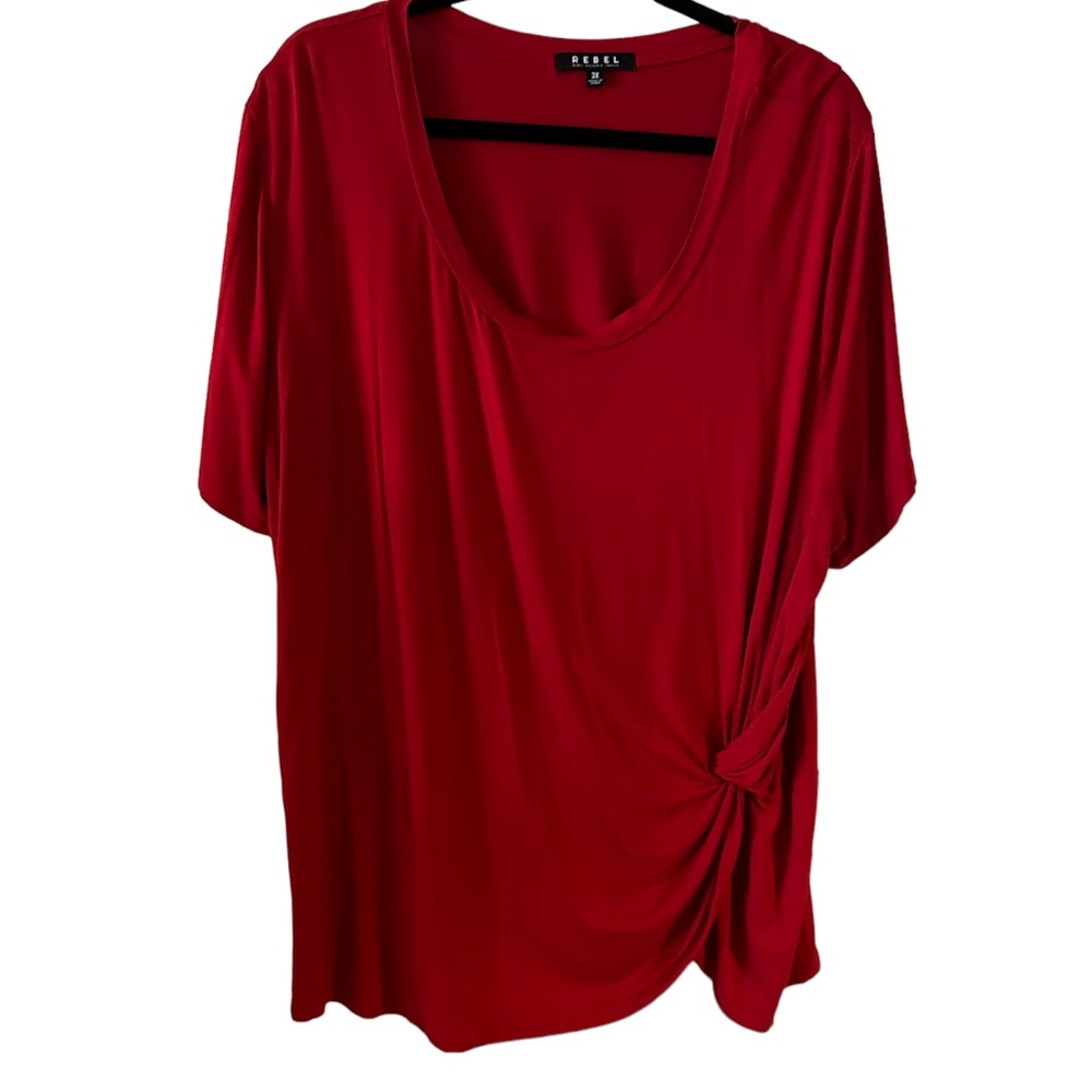 Rebel- red 3x top